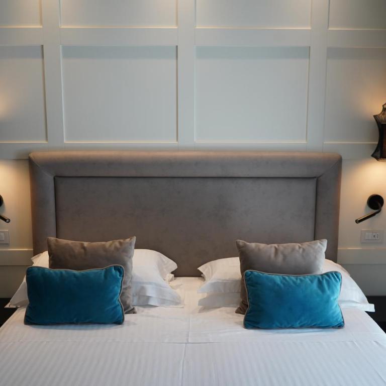 Hotel Lungomare - Executive Room with Side Sea View - 8
