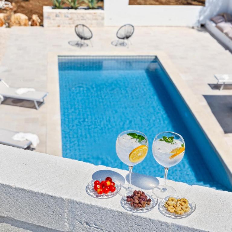 Vilaa Isa Beautiful Villa and trullo in Ostuni - Three-Bedroom Villa - 4