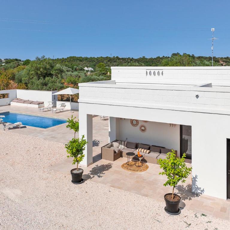 Vilaa Isa Beautiful Villa and trullo in Ostuni - Three-Bedroom Villa - 30