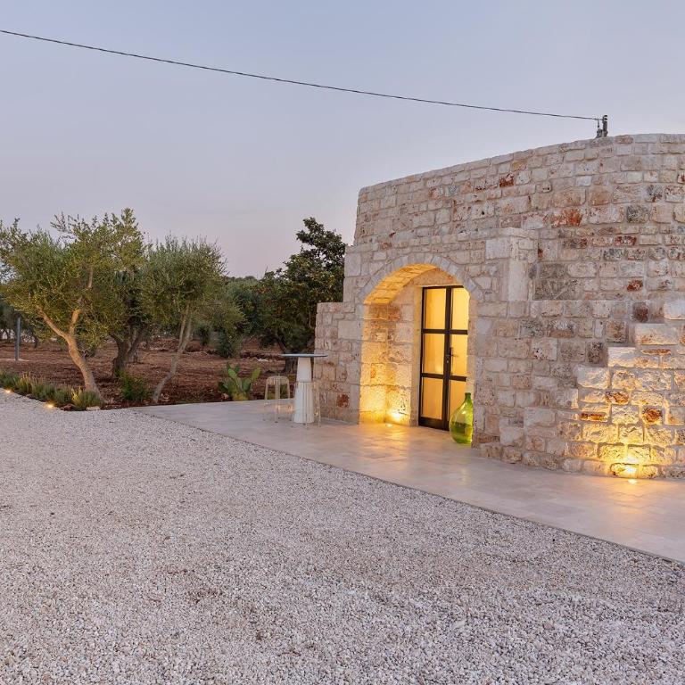 Vilaa Isa Beautiful Villa and trullo in Ostuni - Three-Bedroom Villa - 33