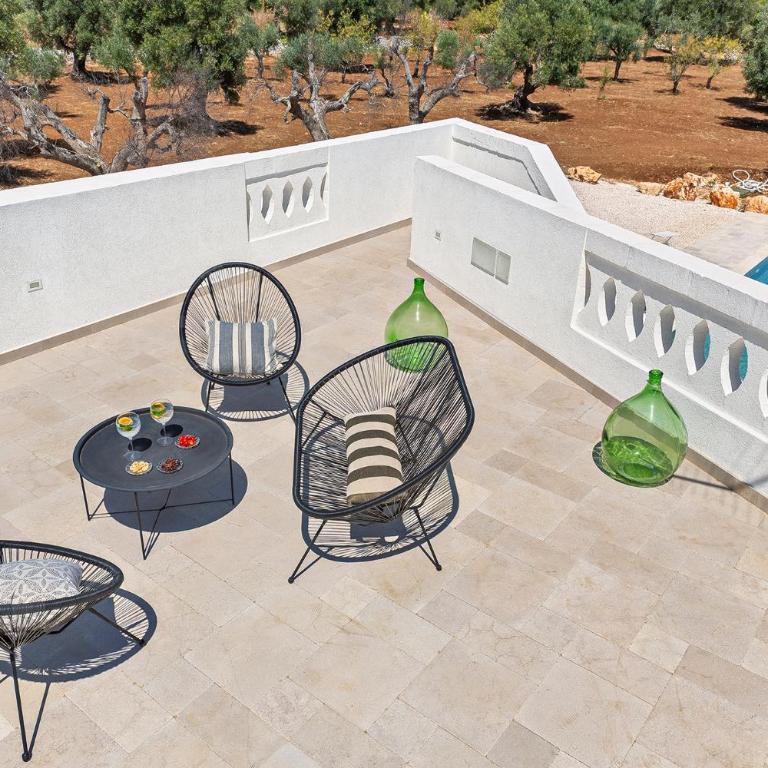 Vilaa Isa Beautiful Villa and trullo in Ostuni - Three-Bedroom Villa - 36