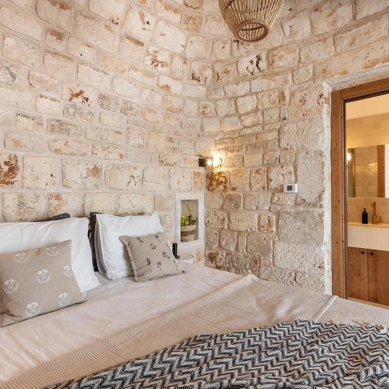 Vilaa Isa Beautiful Villa and trullo in Ostuni - Three-Bedroom Villa - 39