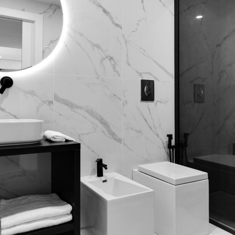 Caralis Suites Rooms - Standard King Room - 3