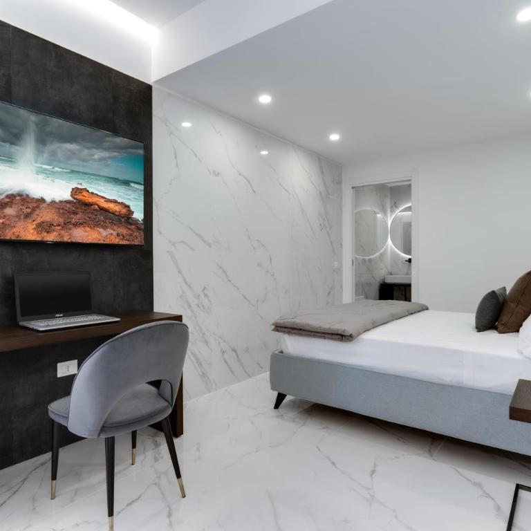 Caralis Suites Rooms - Standard King Room - 4
