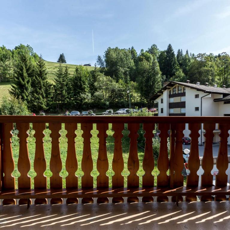 Appartement montagnard avec cheminée, animaux admis, proche pistes - FR-1-304-78 - Apartamento (4 adultos) - 4