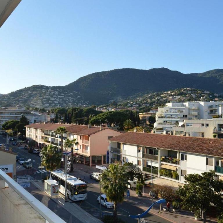 Cavalaire : Appartement 2 Pièces, à 300m Plage, Clim, Balcon - FR-1-226B-331 - Apartment (4 Adults) - 2