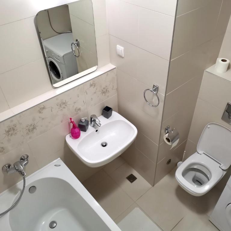 VIKONT studio apartment with parking 5 eur per day - Studio Apartman - 9