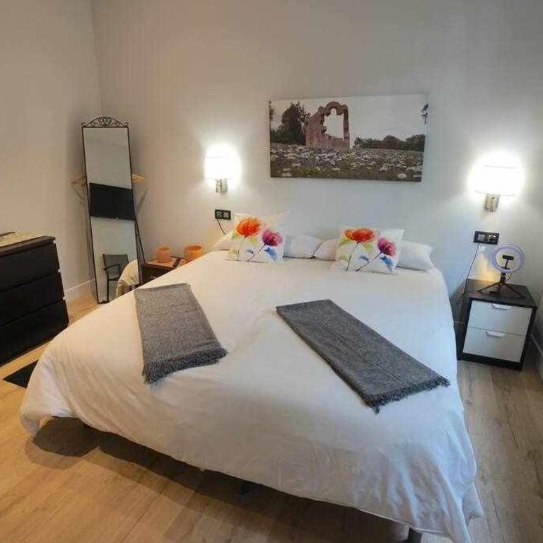 Bilbao ciudad del mundo, arte, tele-trabajo y ocio - Two-Bedroom Apartment - 20