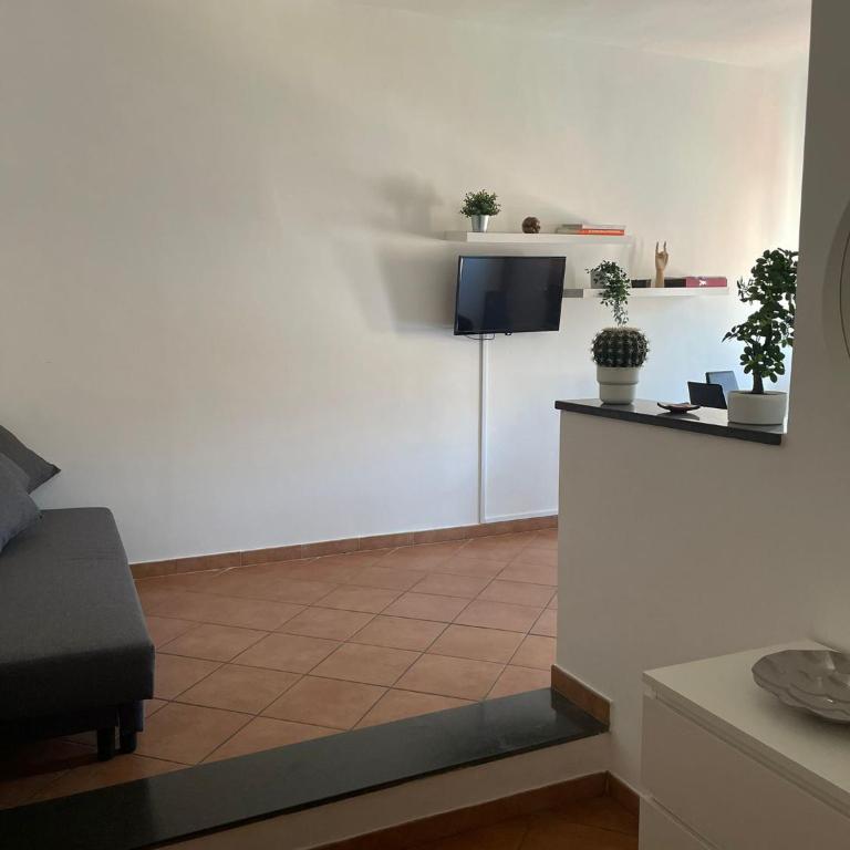 MammaRo's House - One-Bedroom Apartment - 13