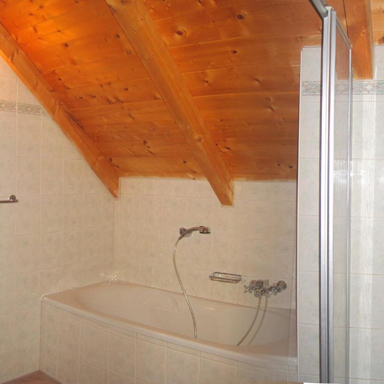 Almhüttendorf Klippitztörl - Haus mit 4 Schlafzimmern - 10