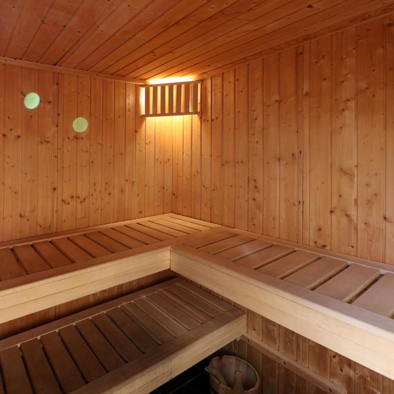 LE CHALET BLANC - JACUZZI / PISCINE / SAUNA - Chalet - 19
