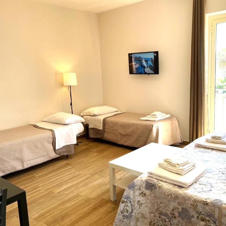 B&B Ercole Agrigento - Camera Quadrupla con Balcone - 5