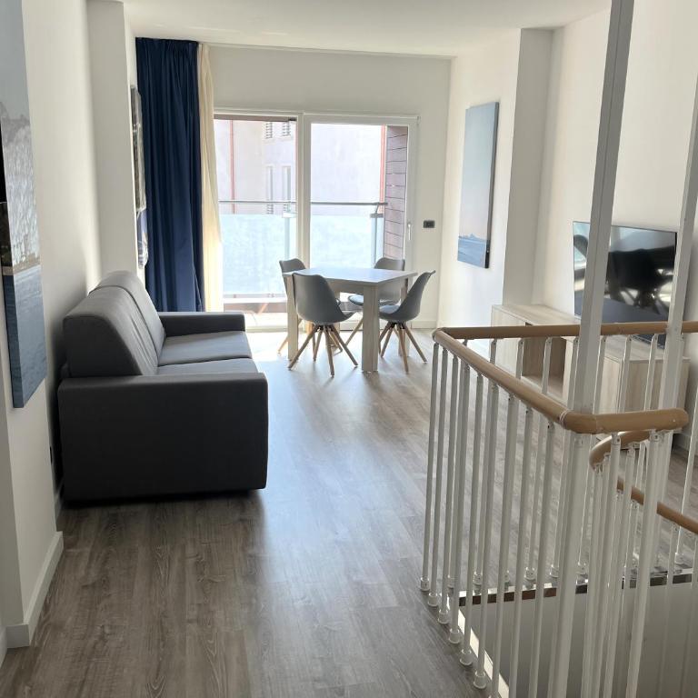 Piamarta Apartments - Appartamentino su 2 Livelli con Balcone - 6