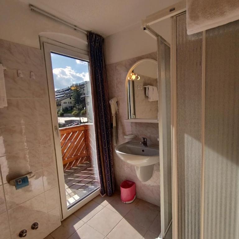 Hotel Cielo Blu - Camera Quadrupla con Bagno Privato - 2