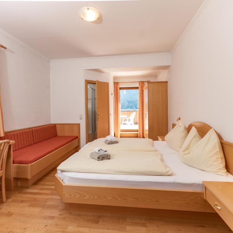 Landhaus Metzgerstubn - Doppelzimmer mit Balkon - 5