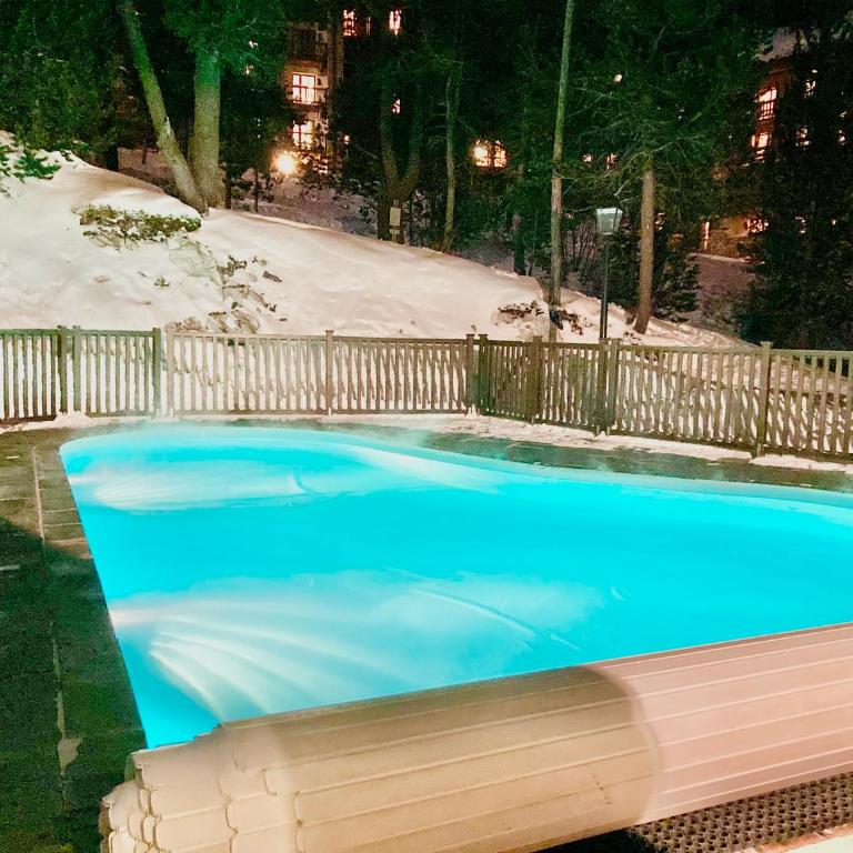 Appartement ARC 1950 m, Ski au pied, piscine extérieure chauffée, remontées mécaniques à 100m, sauna et salle de sports - Appartement - 17