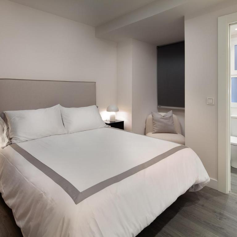 INMálaga Plaza De Las Flores - Apartamento de 2 dormitorios - 16