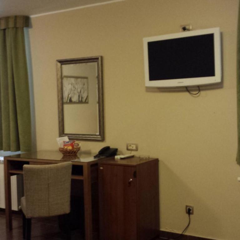 Hotel 1000 Ruza - Junior Room - 2