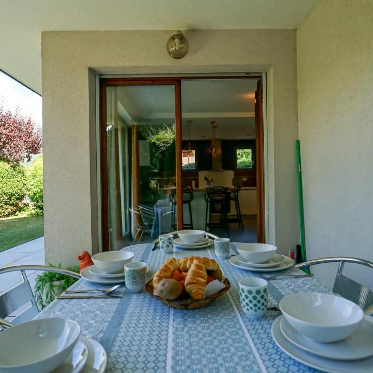 La Maryalice charmante petite maison à côté de la plage! - Maison de Vacances - 4