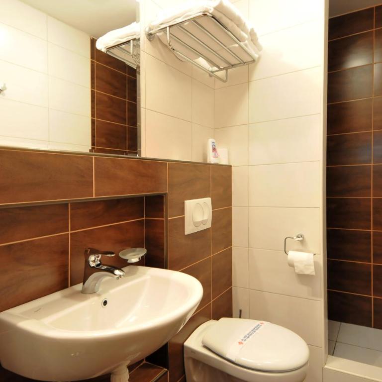 Hotel 1000 Ruza - Single Room - 2