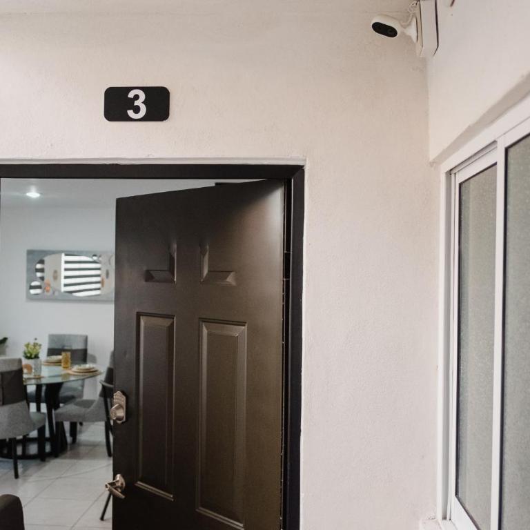 Amplio, hermoso, cómodo depa en Mazatlán - Three-Bedroom Apartment - 4