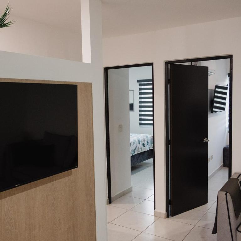 Amplio, hermoso, cómodo depa en Mazatlán - Three-Bedroom Apartment - 5