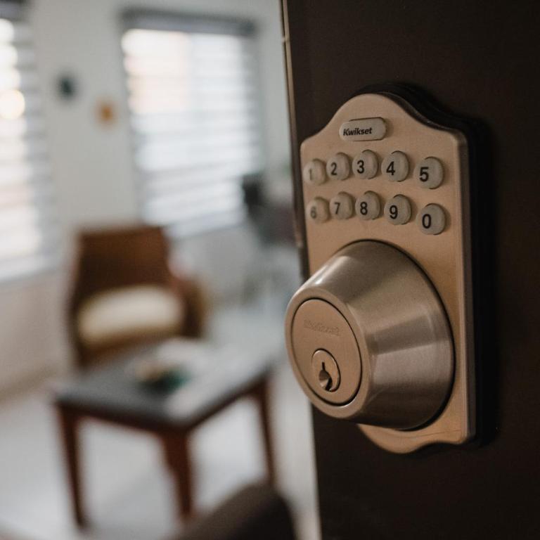 Amplio, hermoso, cómodo depa en Mazatlán - Three-Bedroom Apartment - 19