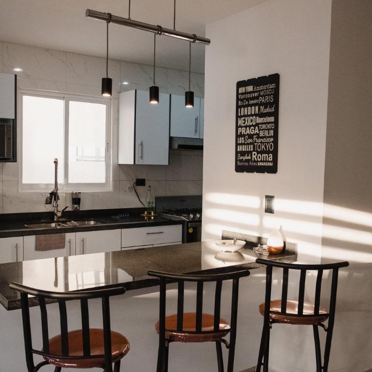 Amplio, hermoso, cómodo depa en Mazatlán - Three-Bedroom Apartment - 37