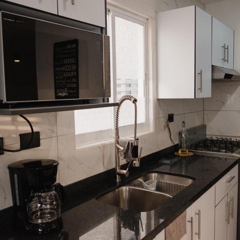 Amplio, hermoso, cómodo depa en Mazatlán - Three-Bedroom Apartment - 48