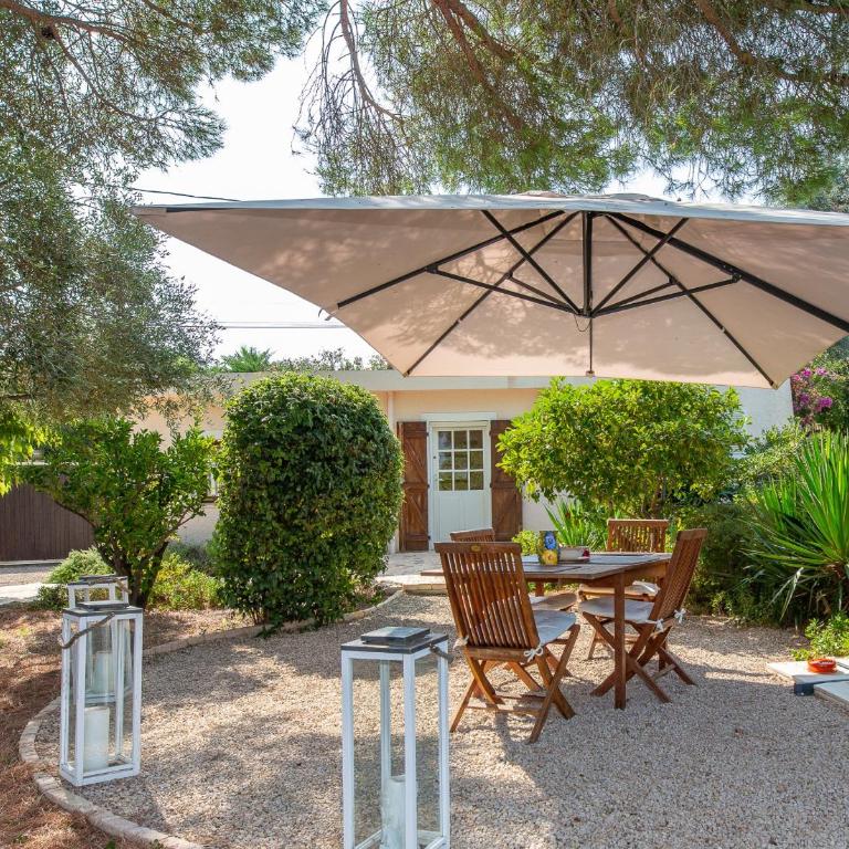 Haus mit Garten über der Bucht von Cannes - Maison 2 Chambres - 1