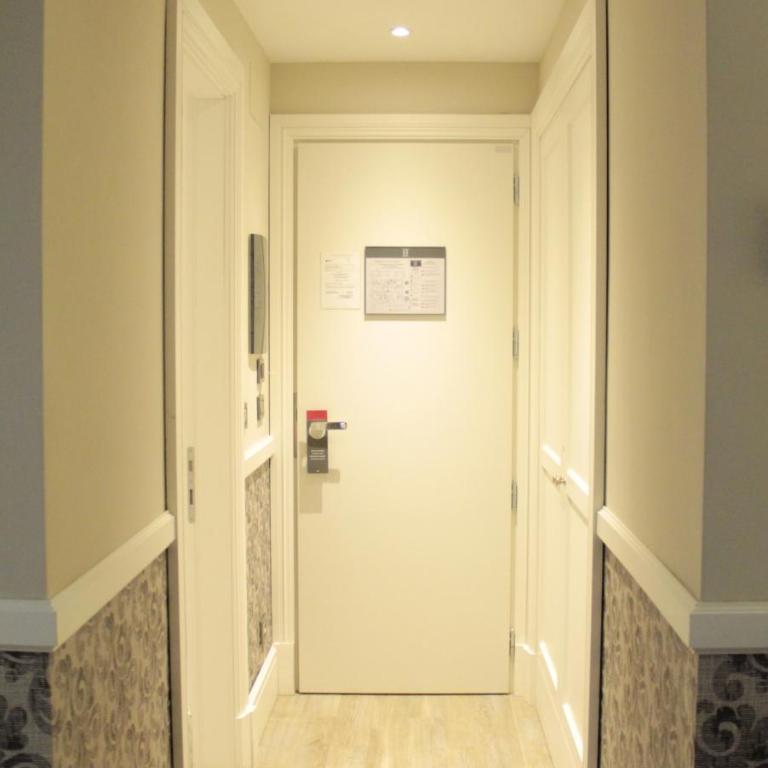 Fragrance Hotel St. Peter - Camera Quadrupla - 1