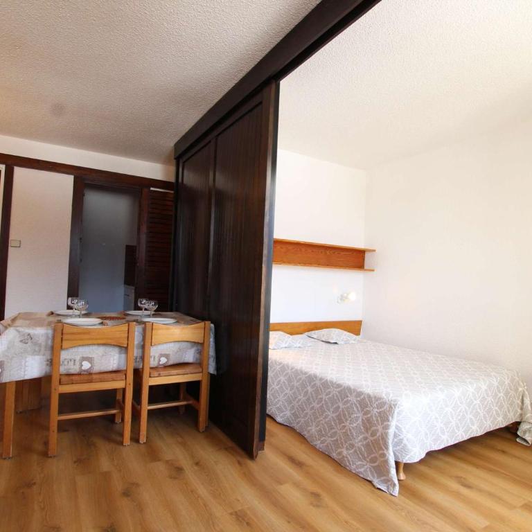 Studio coin nuit 4 pers, balcon sud-ouest, Serre-Chevalier - FR-1-330E-55 - Appartement (4 Adultes) - 15