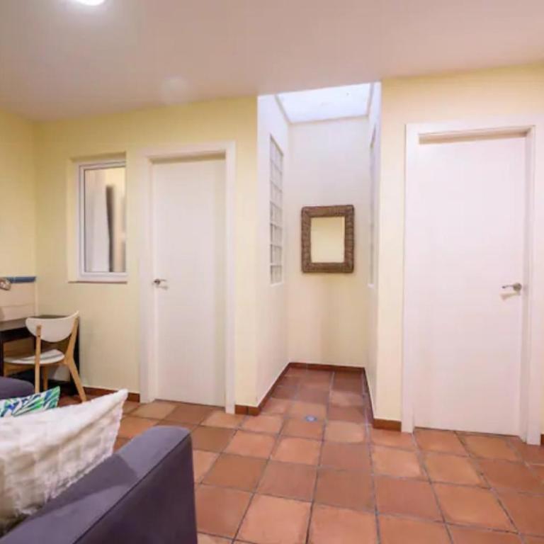 RamblasRentals Chic & Spacious Flat Pool Table 15M Ramblas - Parking - Wifi - Deluxe Apartment - 28