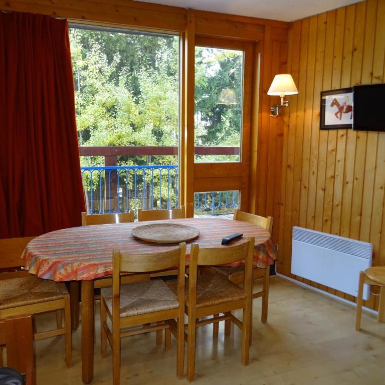 Bel appartement 3 pièces pour 6, proche pistes et commerces à Arc 1800 - FR-1-411-163 - Appartement 2 Chambres - 7