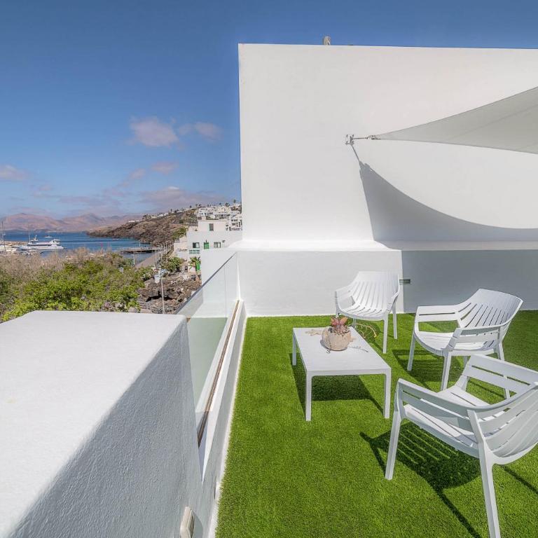 Vista al Muelle by HH - Two-Bedroom Apartment - 1