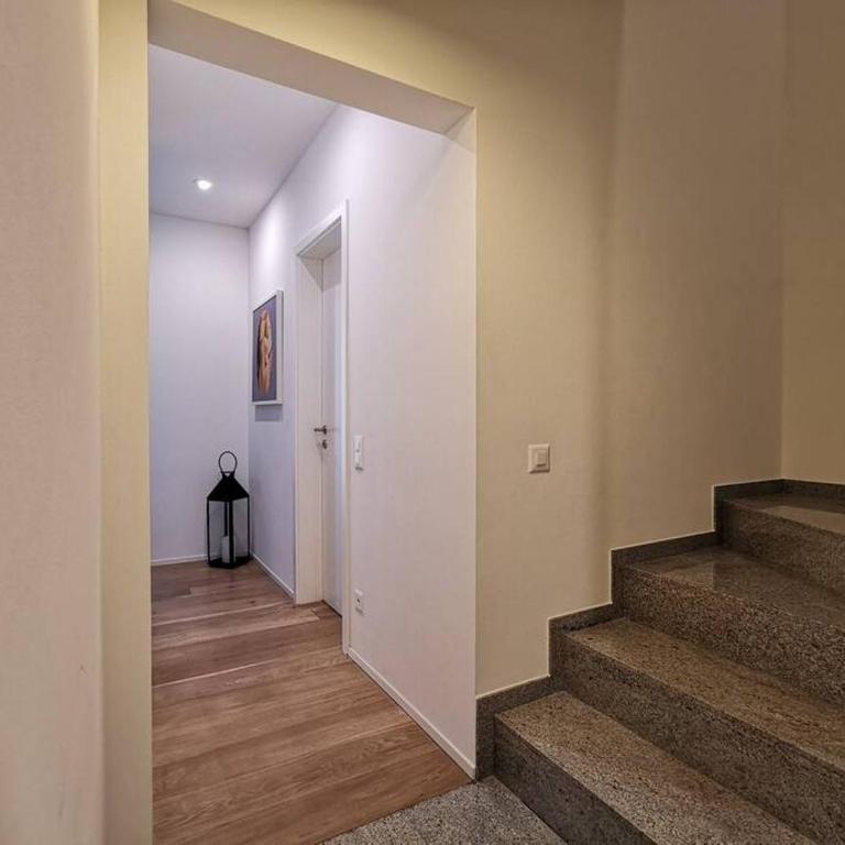 Experience The Loft! LOFT 18, downtown, near the lake FREE PARKING available - Appartamento con 1 Camera da Letto - 14
