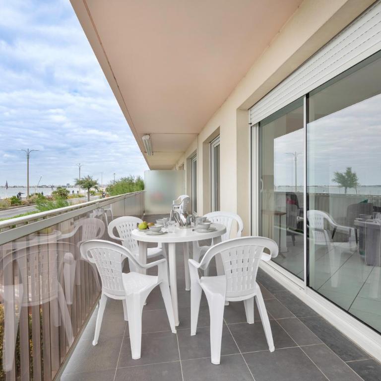 Front de mer, bel appartement pour 4 avec terrasse - Apartment - 4