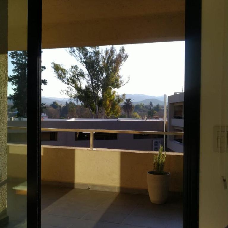 DPTO EN VILLA ALLENDE A ESTRENAR !! - Apartamento Superior - 5