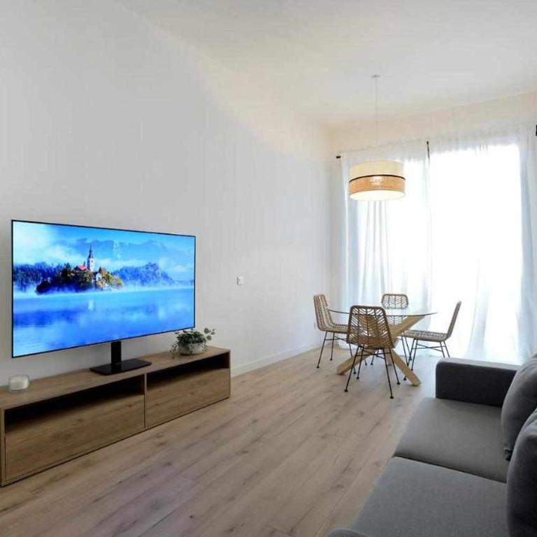 Mike House: Alójate en el corazón de Zaragoza - Two-Bedroom Apartment - 13