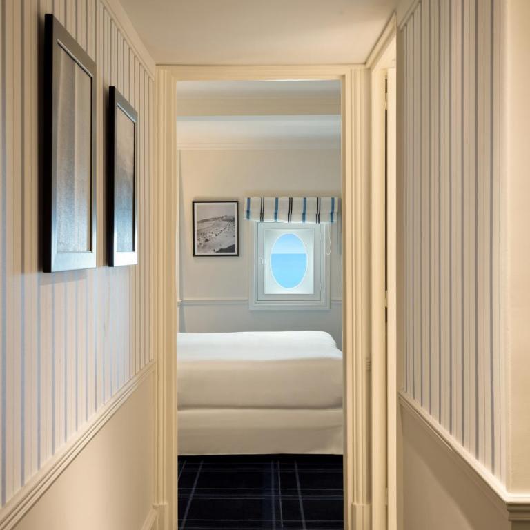 Hôtel du Palais Biarritz, in The Unbound Collection by Hyatt - Chambre Lit King-Size Deluxe - Paquebot de croisière - 2