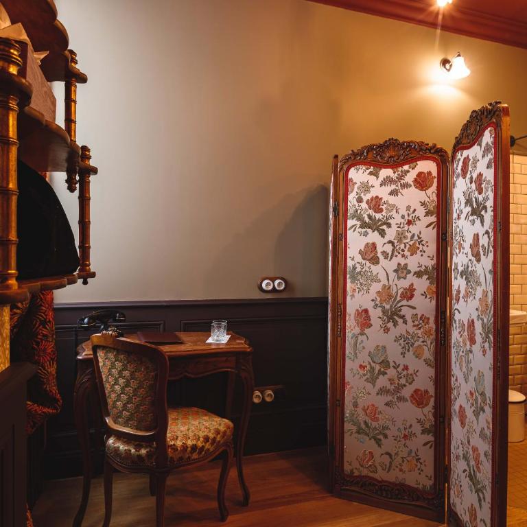 Bayard Bellecour - Chambre Double Deluxe Côté Cour - Traditionnelle - 24