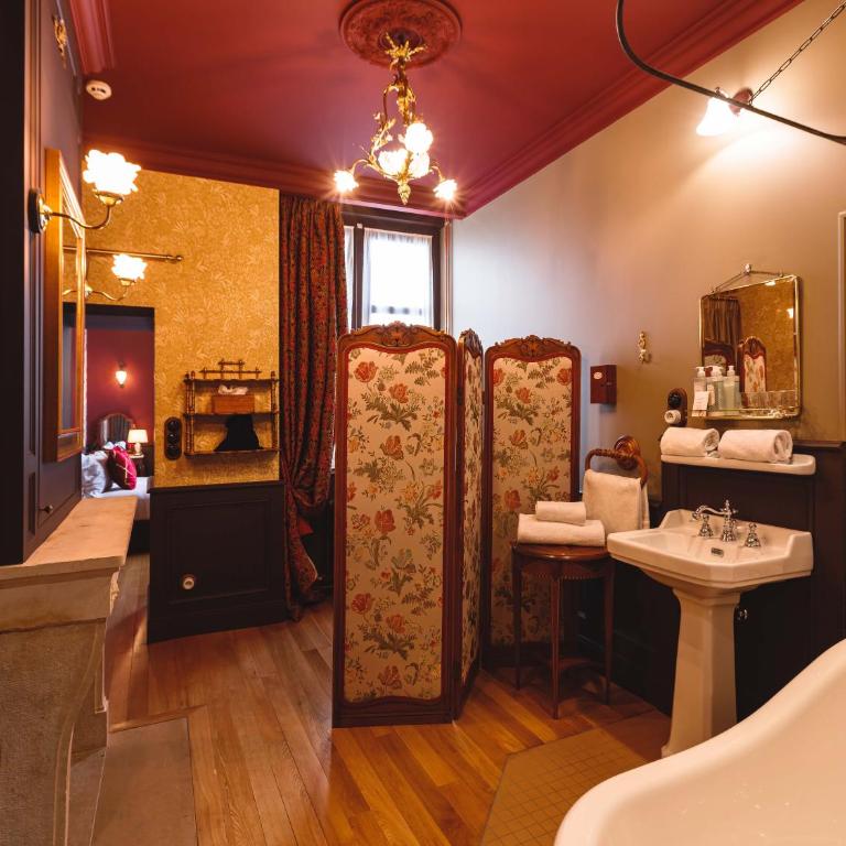 Bayard Bellecour - Chambre Double Deluxe Côté Cour - Traditionnelle - 29
