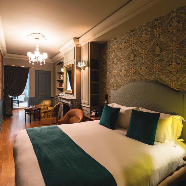 Bayard Bellecour - Chambre Double Deluxe Côté Cour - Traditionnelle - 1