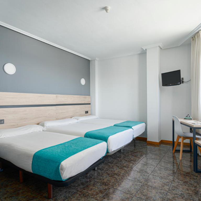 Alda Pasaje - Habitación Doble con cama supletoria - 1 o 2 camas - 4