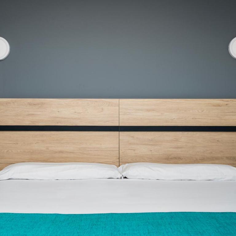 Alda Pasaje - Habitación con cama extragrande y vistas al mar - 4
