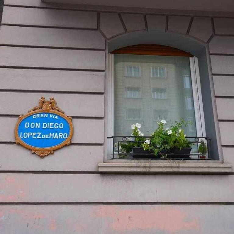 Bilbao ciudad del mundo, arte, tele-trabajo y ocio - Two-Bedroom Apartment - 36