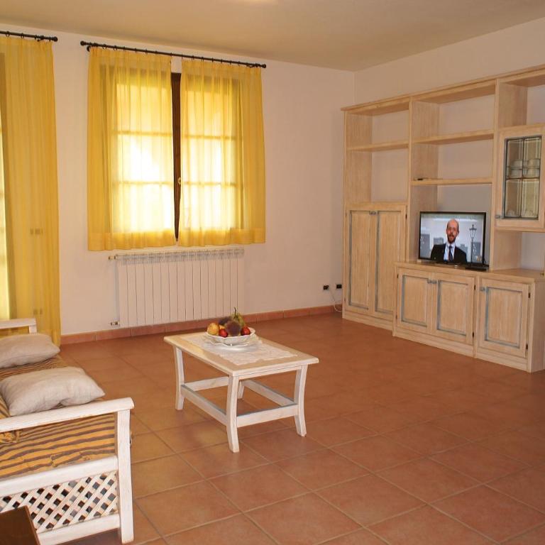 Appartamenti in Residence Villa Santa Maria - Appartamento con 2 Camere da Letto, Giardino e Vista Piscina (6 Adulti) - 7