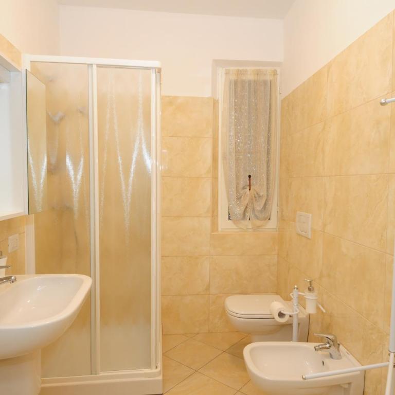 Fiò & Giò - Camera Tripla Economy con Bagno in Comune - 4