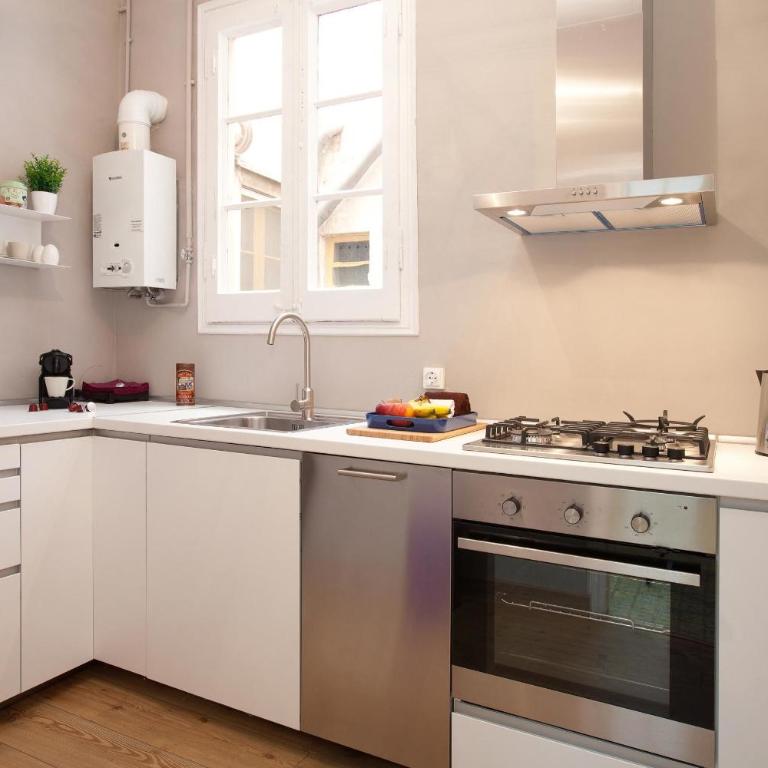 Enjoy Apartments Sofia - Three-Bedroom Apartment - 19