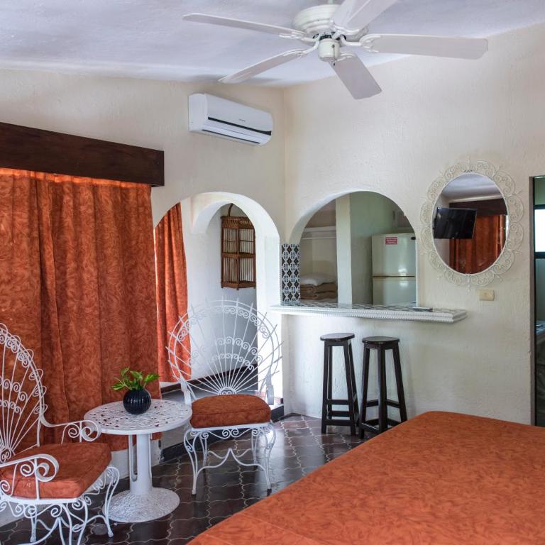 Villablanca Garden Beach Hotel - Standard Room (no kitchen) - 11